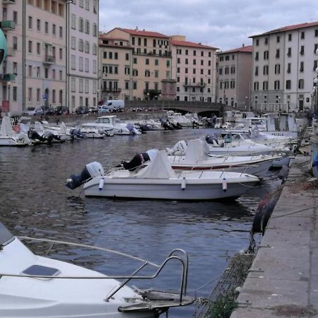 Casa Lo Scoglio Della Ballerina 利沃诺 外观 照片